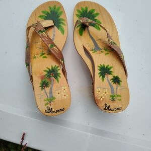 Blossoms Tropical Palm Tree Shiny Wooden Flip Flops